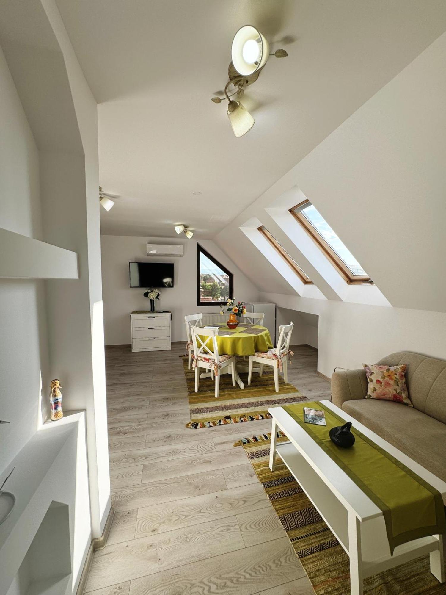 Carpathian Newstar Hotel Sibiu Exterior photo