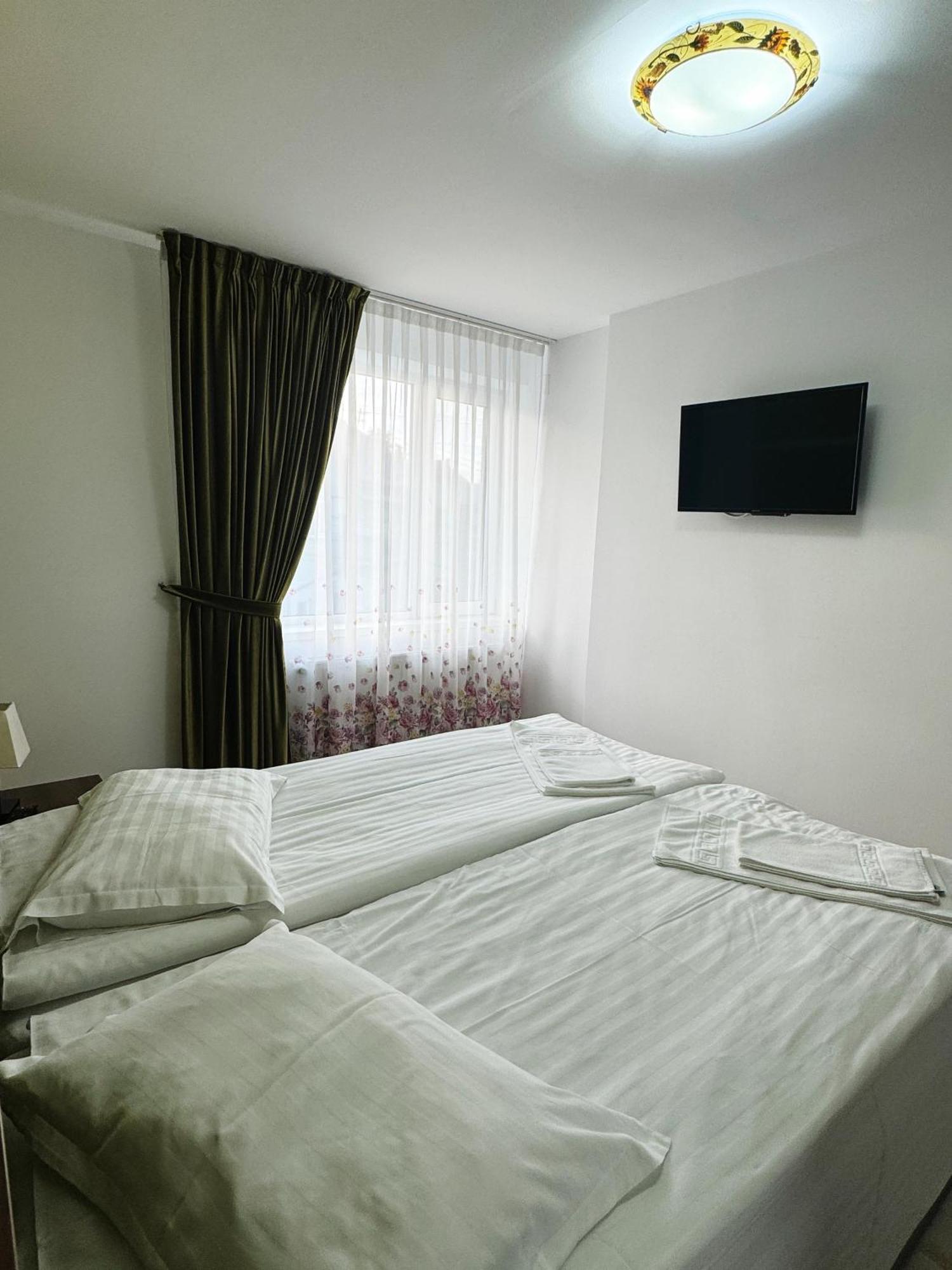 Carpathian Newstar Hotel Sibiu Exterior photo