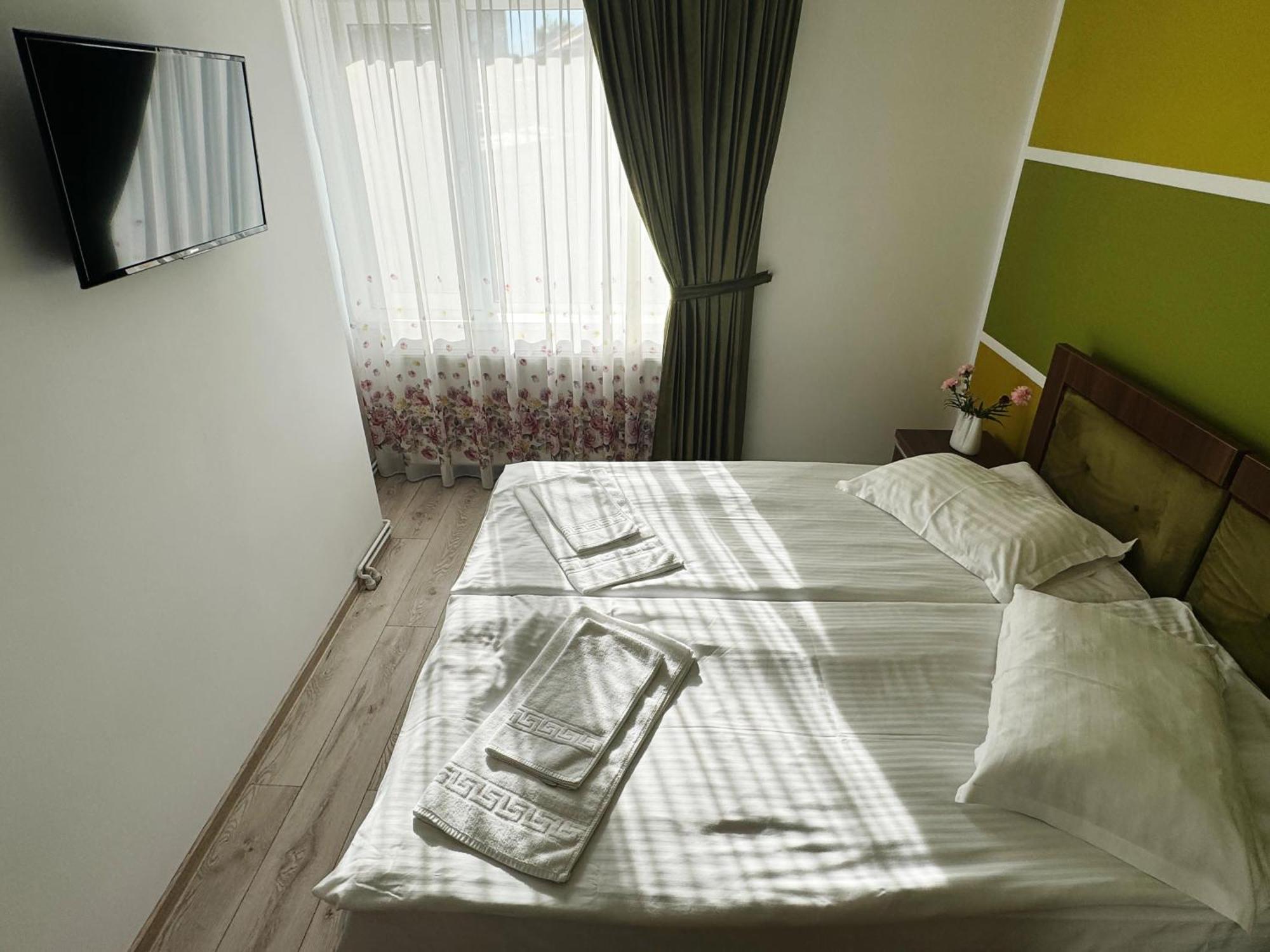 Carpathian Newstar Hotel Sibiu Exterior photo