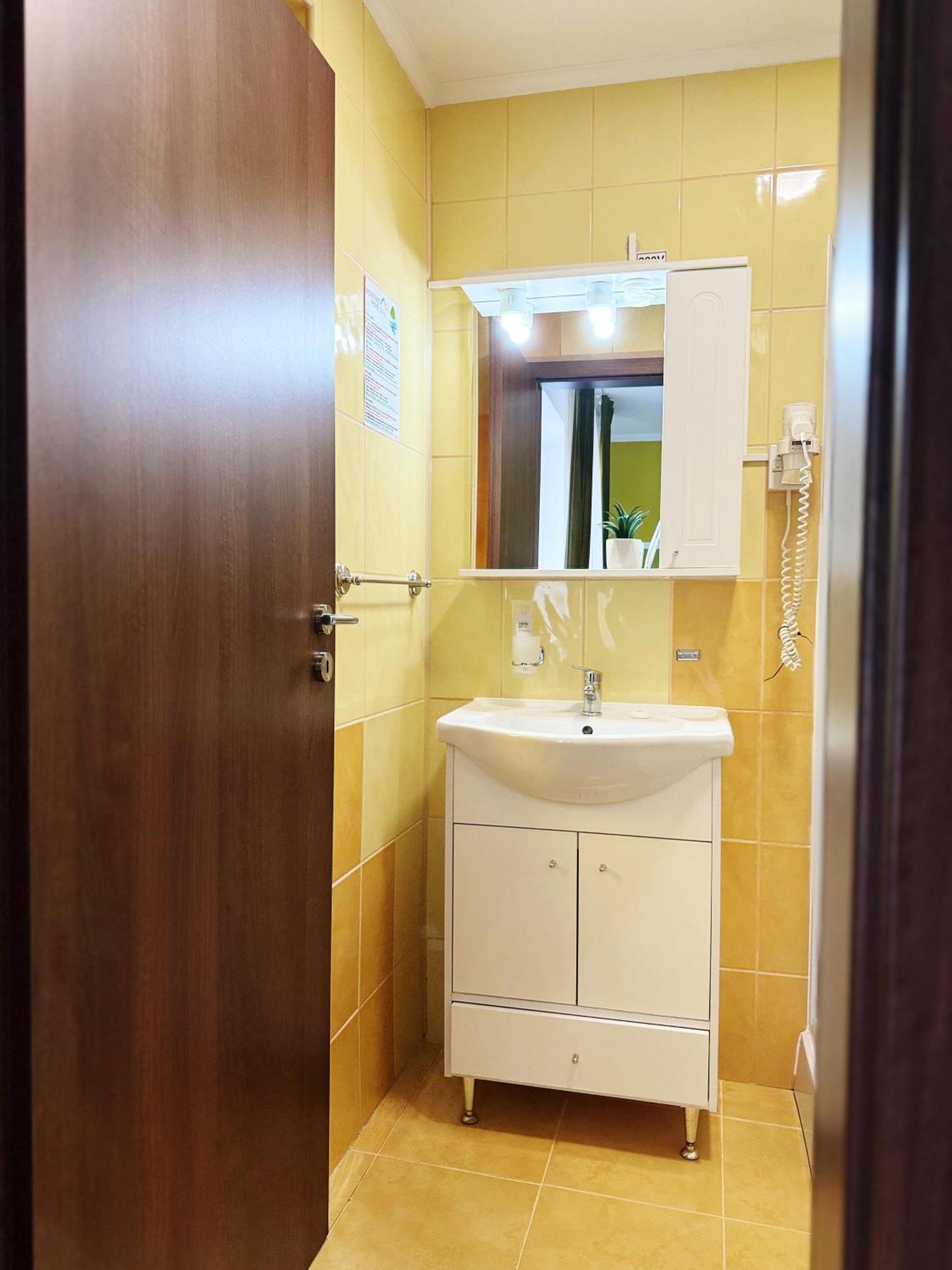 Carpathian Newstar Hotel Sibiu Exterior photo
