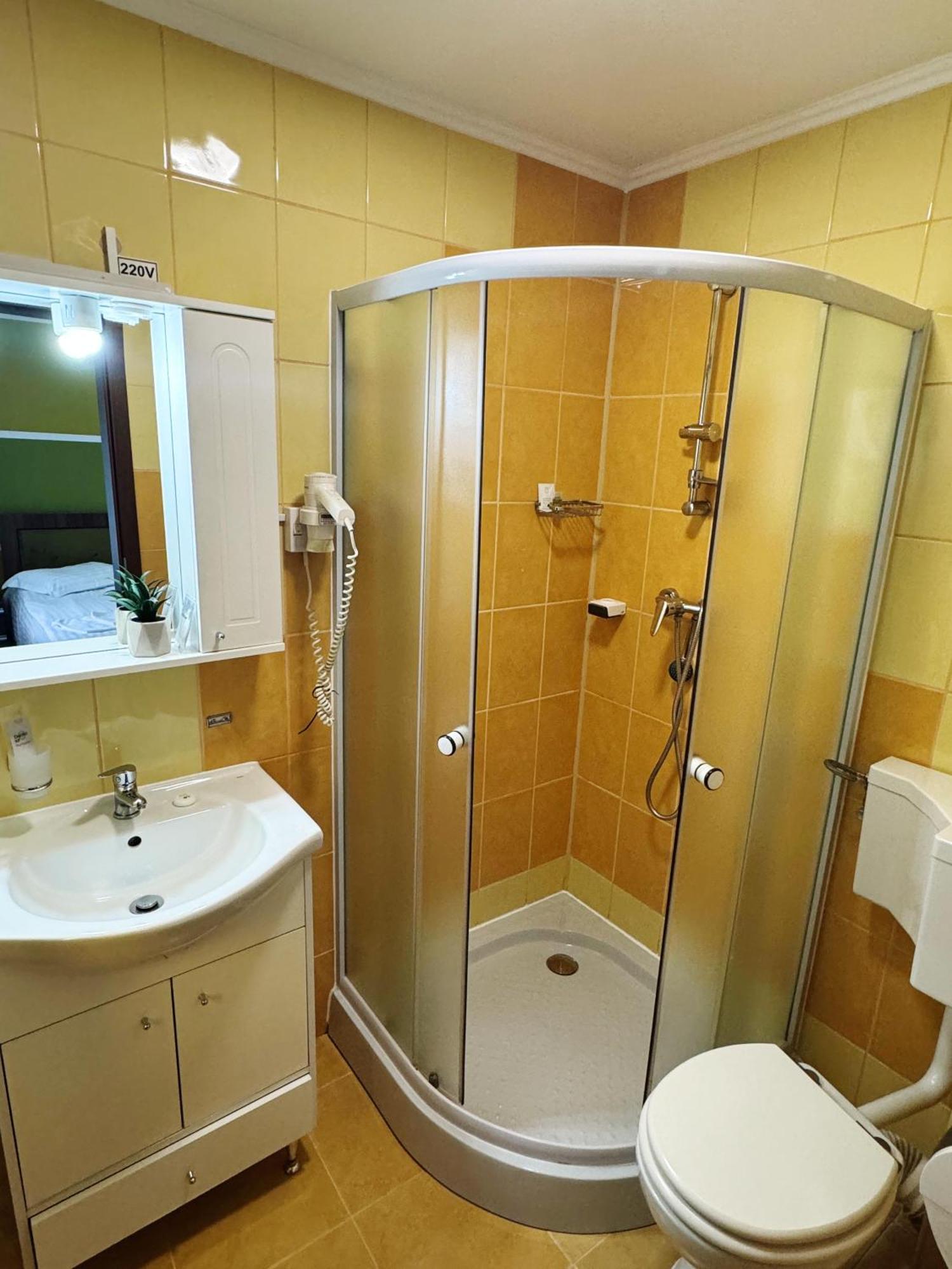 Carpathian Newstar Hotel Sibiu Exterior photo